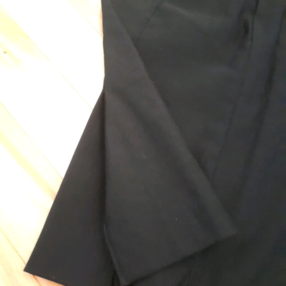 Outfit , skirt + top (sleeveless) - Picture 2 of 9